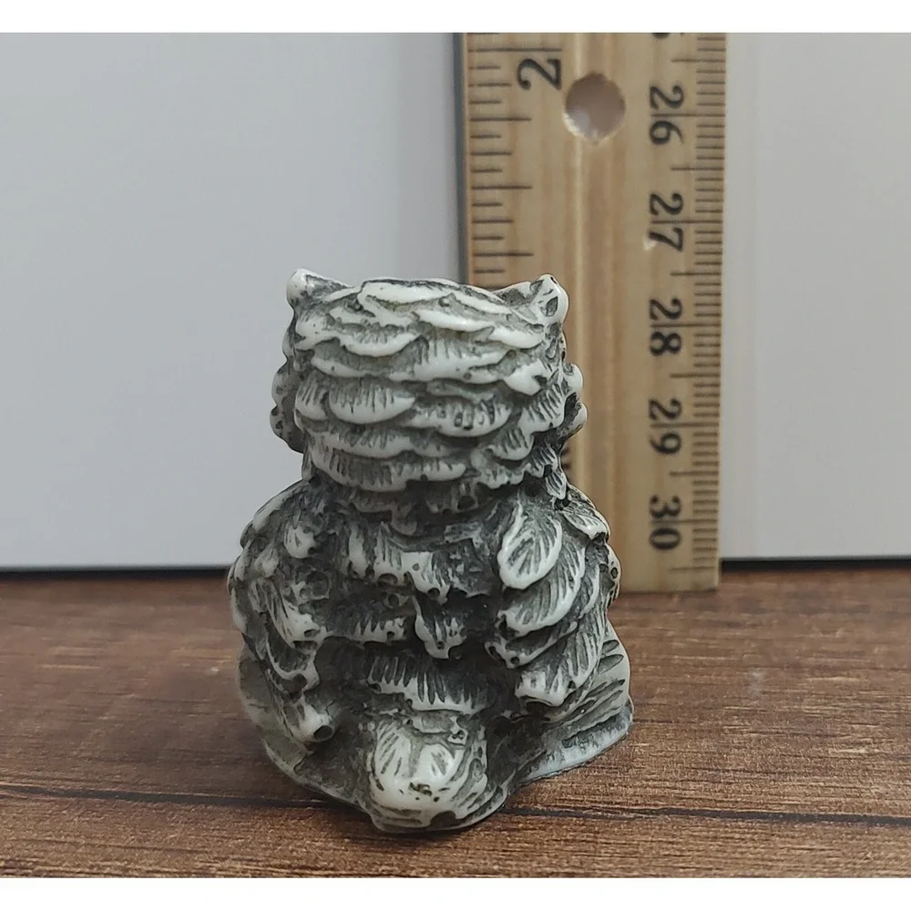 Vintage Miniature Owl Figurine A17